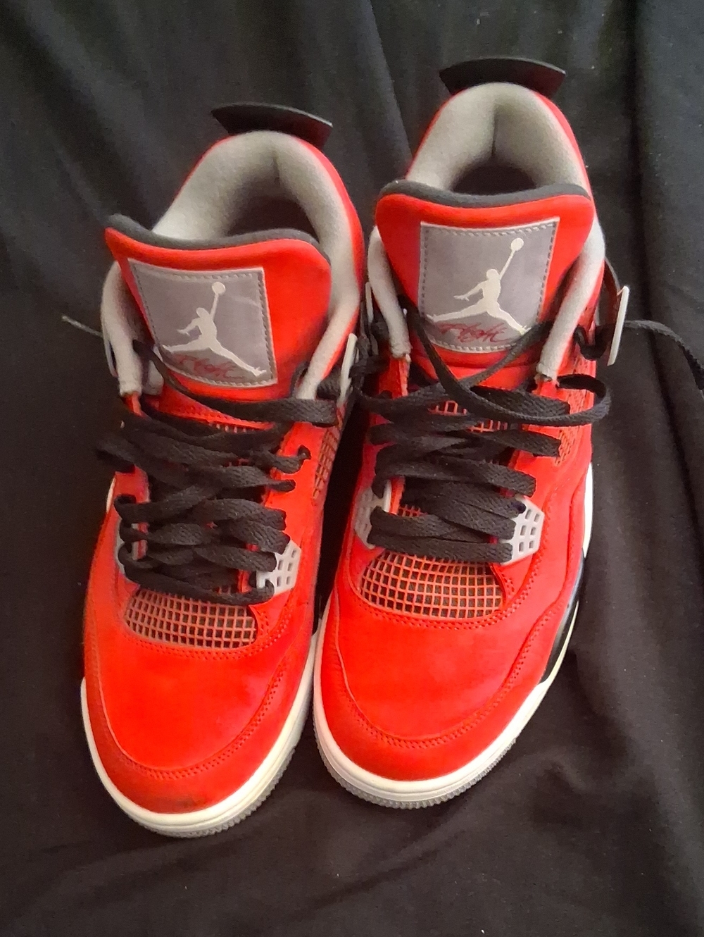 Jordan 4 Toro Size 9.5